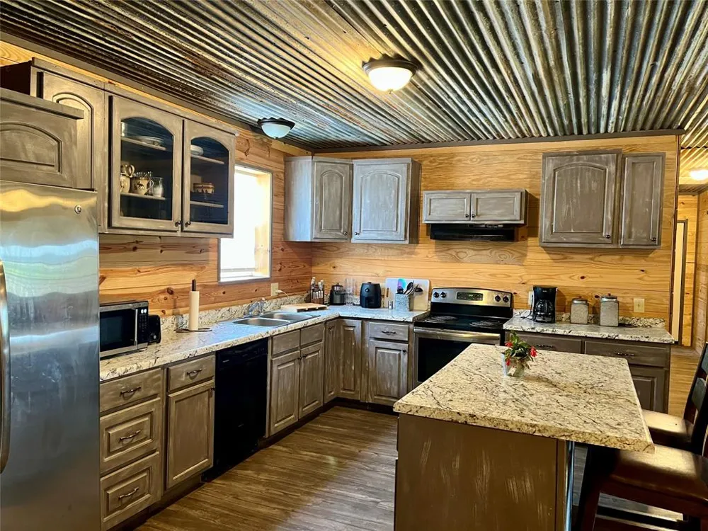 4798 E FM 198 Lake Creek, TX 75450
