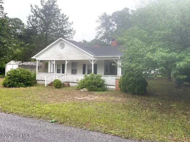 302 Lower Street Elizabethtown, NC 28337