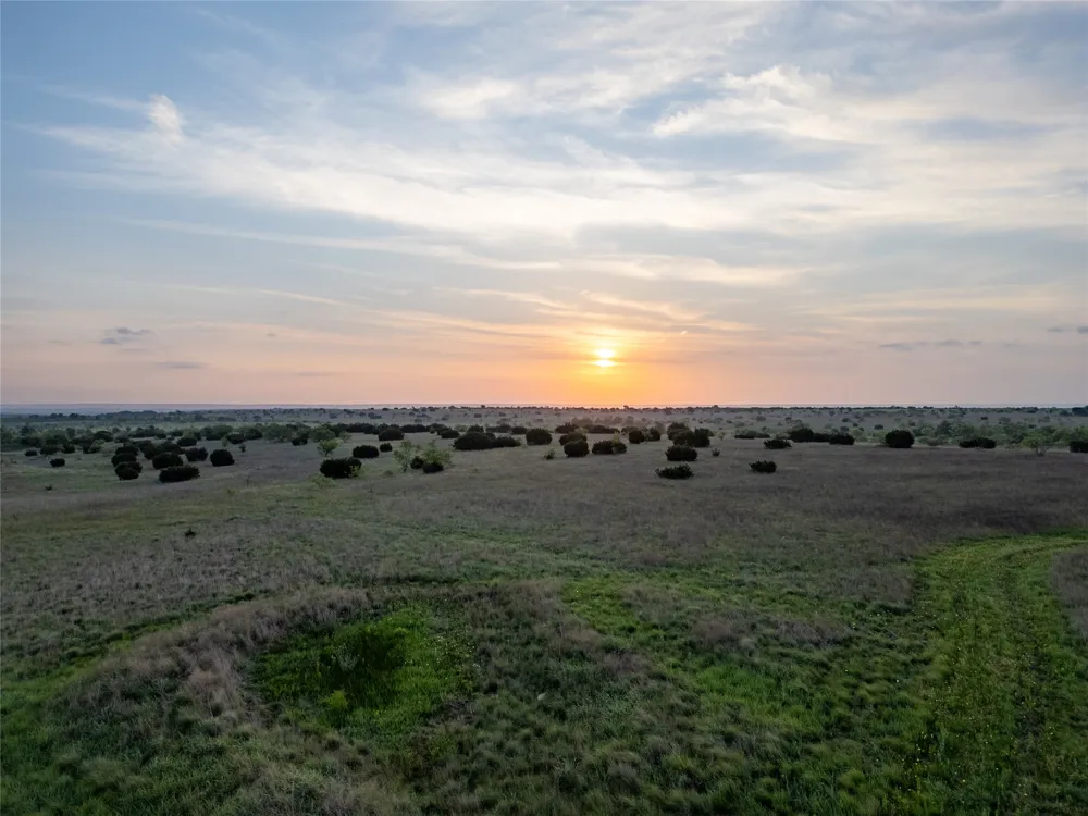 9 CR 414 Hamilton, TX 76538