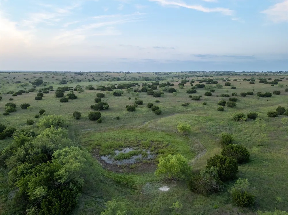 9 CR 414 Hamilton, TX 76538