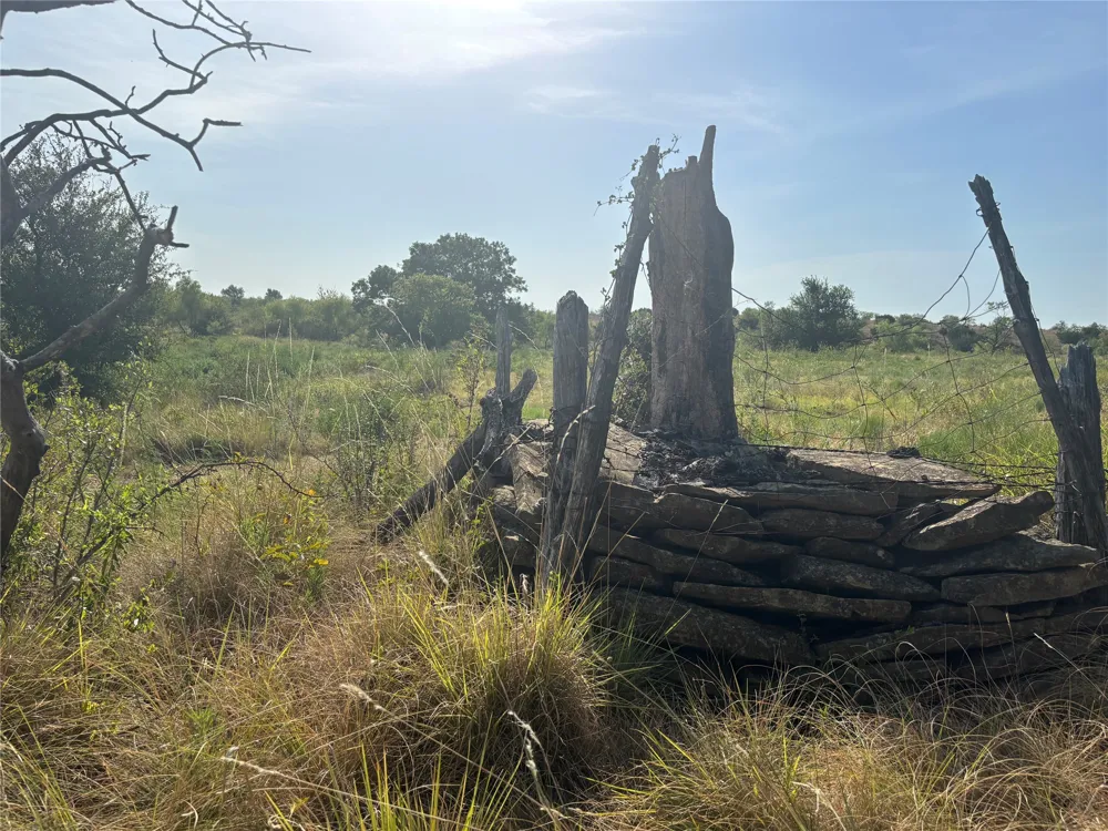 9 CR 414 Hamilton, TX 76538