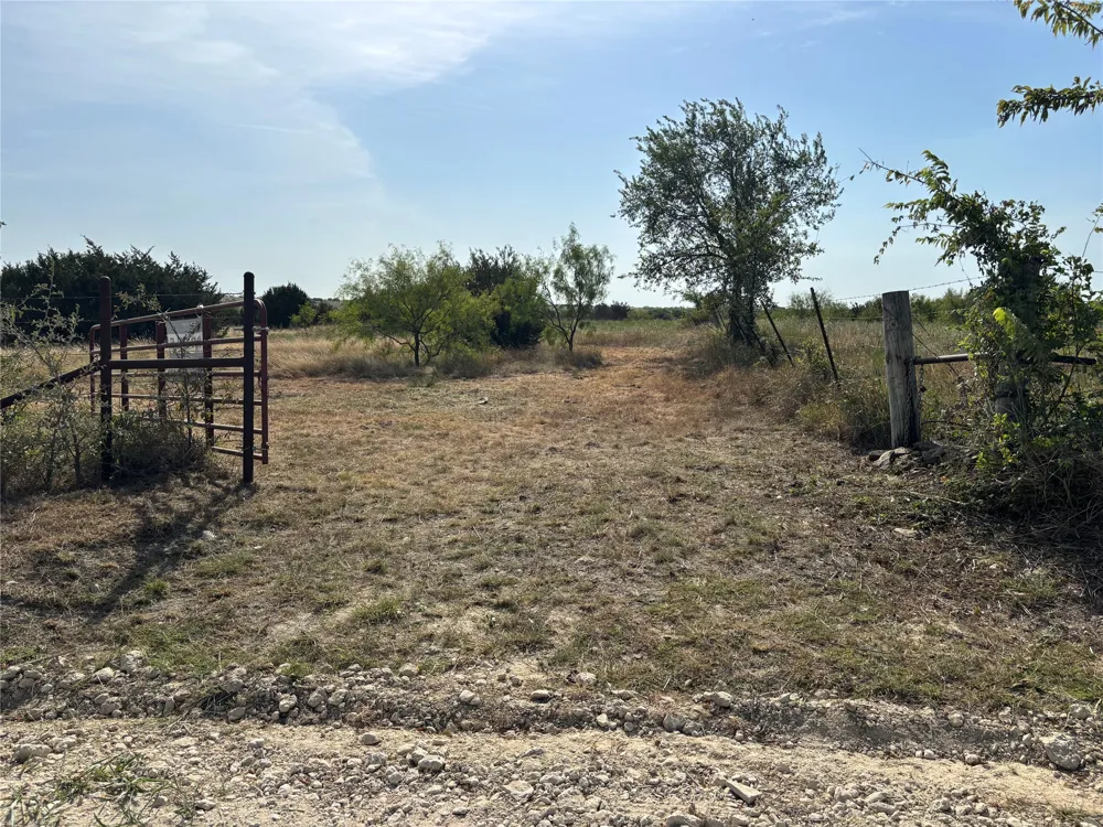 9 CR 414 Hamilton, TX 76538