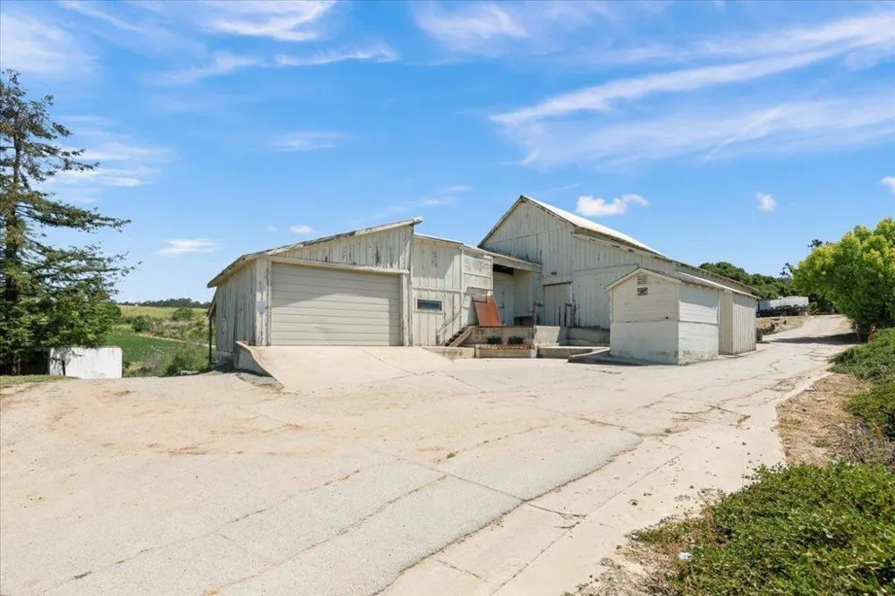 Hall Road Royal Oaks, CA 95076