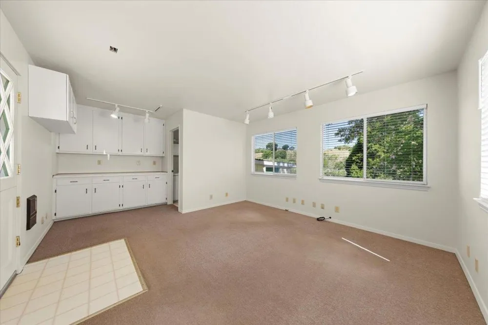 Hall Road Royal Oaks, CA 95076