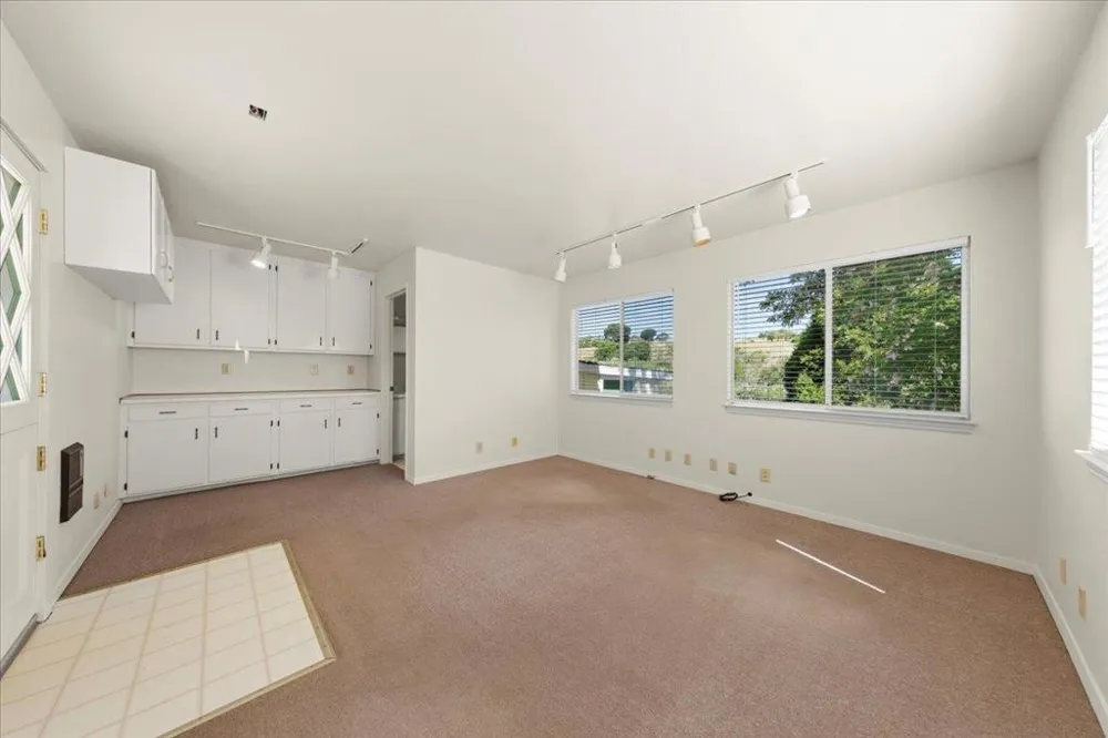 Hall Road Royal Oaks, CA 95076