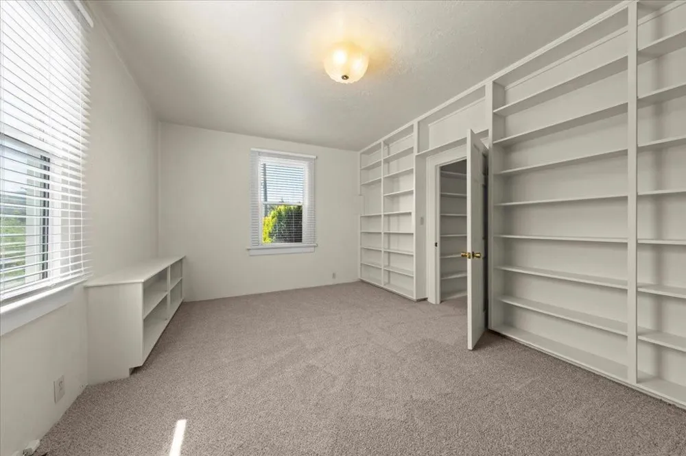 Hall Road Royal Oaks, CA 95076
