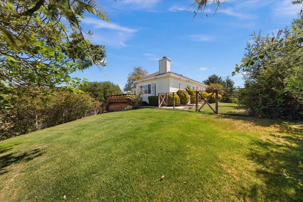 Hall Road Royal Oaks, CA 95076