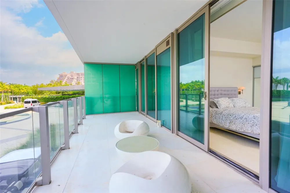 360 Ocean Dr #205S Key Biscayne, FL 33149