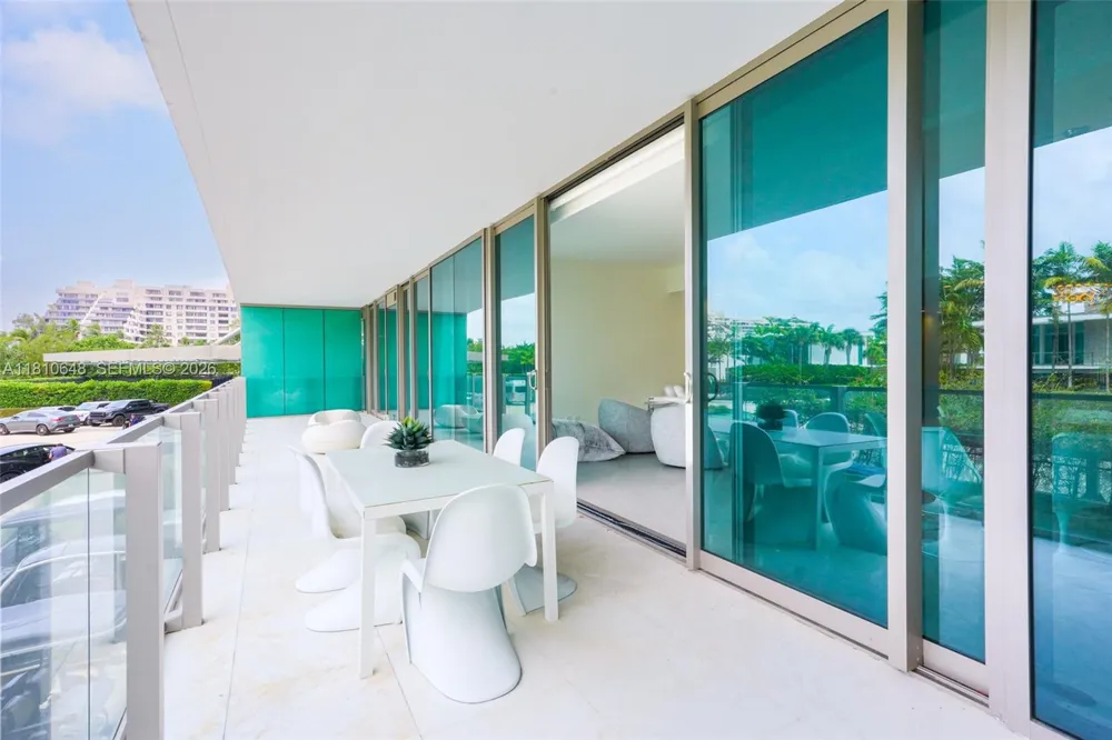 360 Ocean Dr #205S Key Biscayne, FL 33149