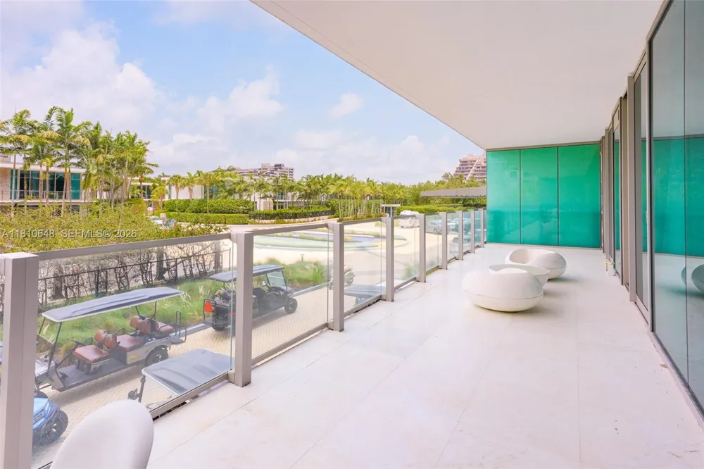 360 Ocean Dr #205S Key Biscayne, FL 33149