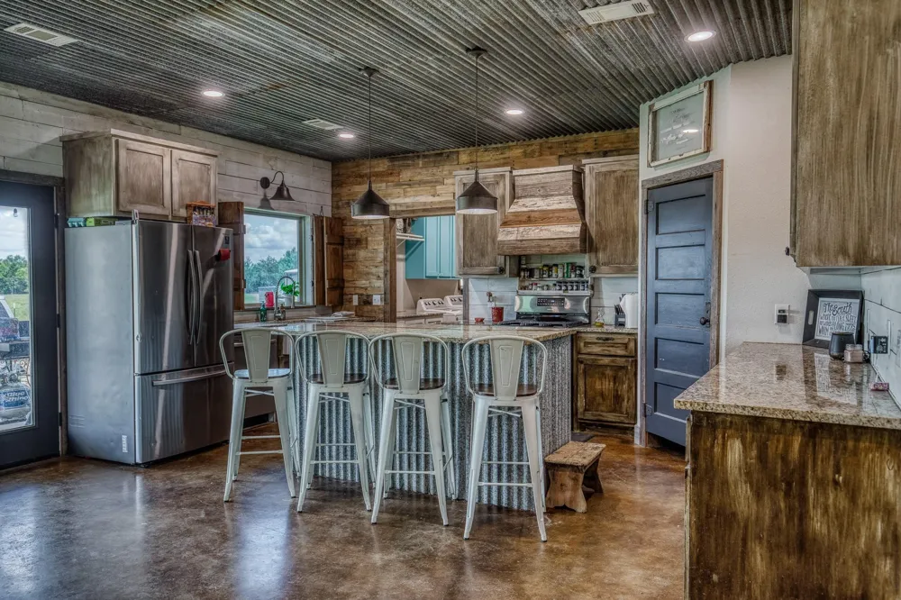 1850 Lcr 439 Groesbeck, TX 76667