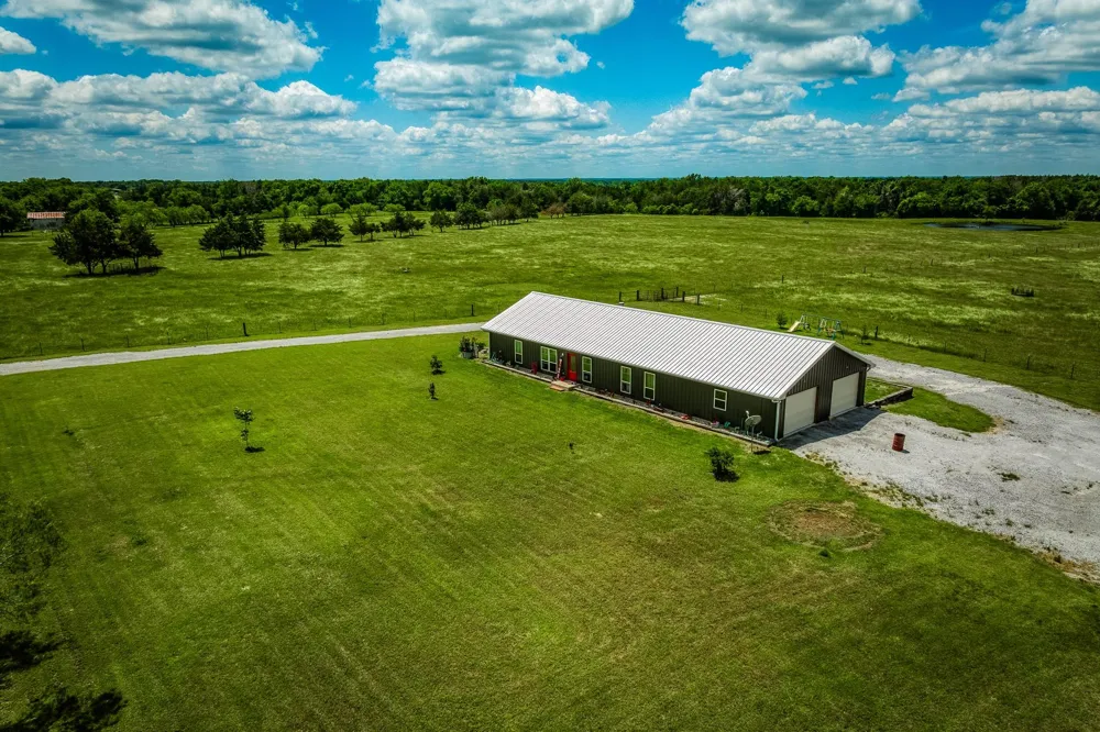 1850 Lcr 439 Groesbeck, TX 76667