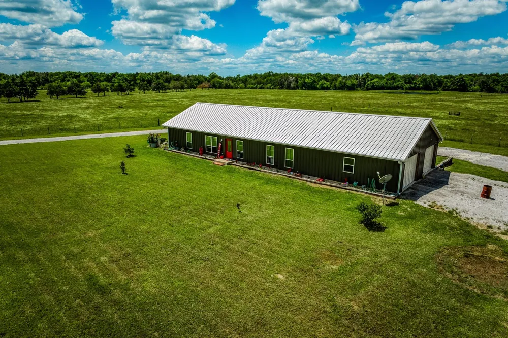 1850 Lcr 439 Groesbeck, TX 76667