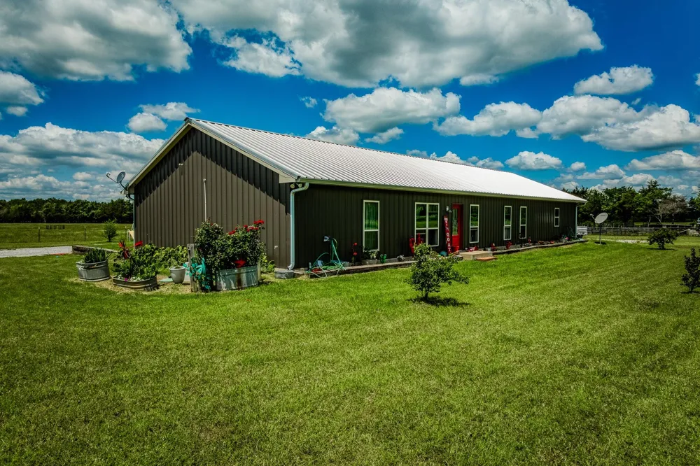 1850 Lcr 439 Groesbeck, TX 76667