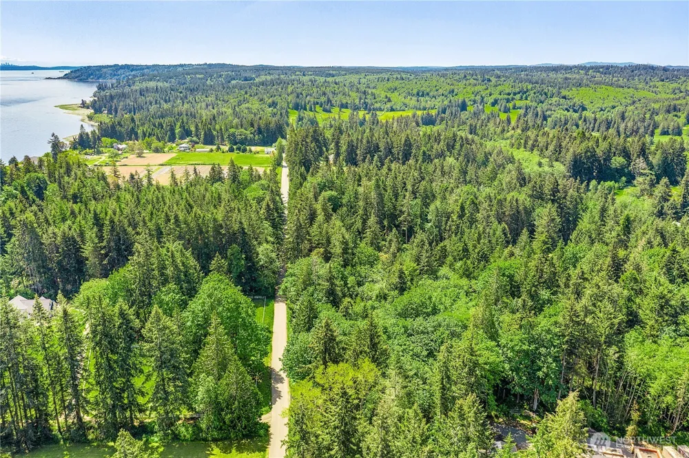 0 Pilot Point Road NE Kingston, WA 98346