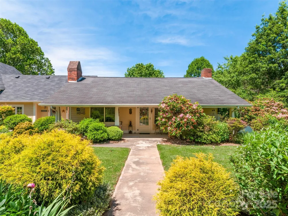 229 Crabtree Mountain Road Canton, NC 28716
