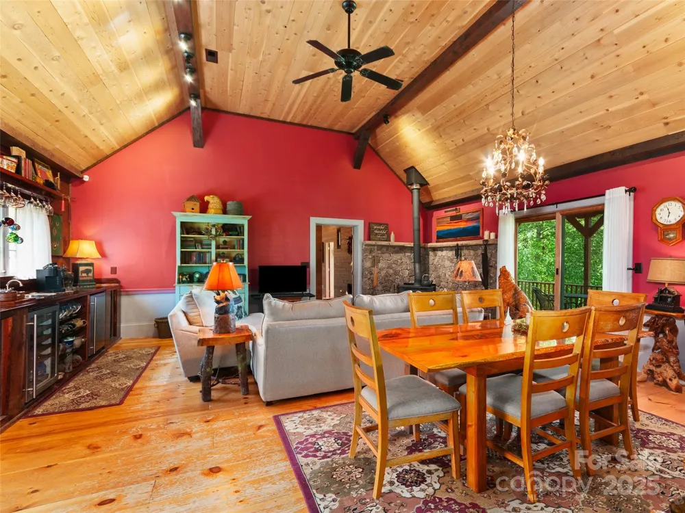 229 Crabtree Mountain Road Canton, NC 28716