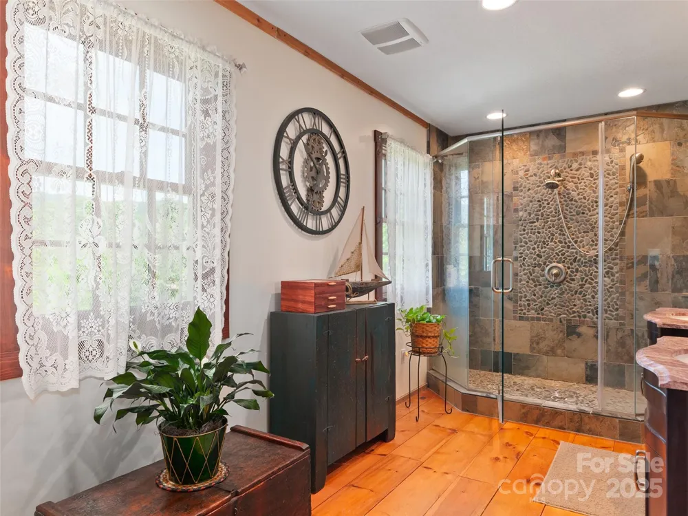 229 Crabtree Mountain Road Canton, NC 28716