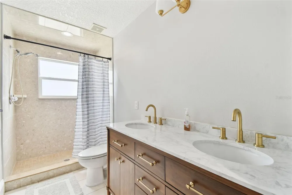 16033 GULF BOULEVARD Redington Beach, FL 33708