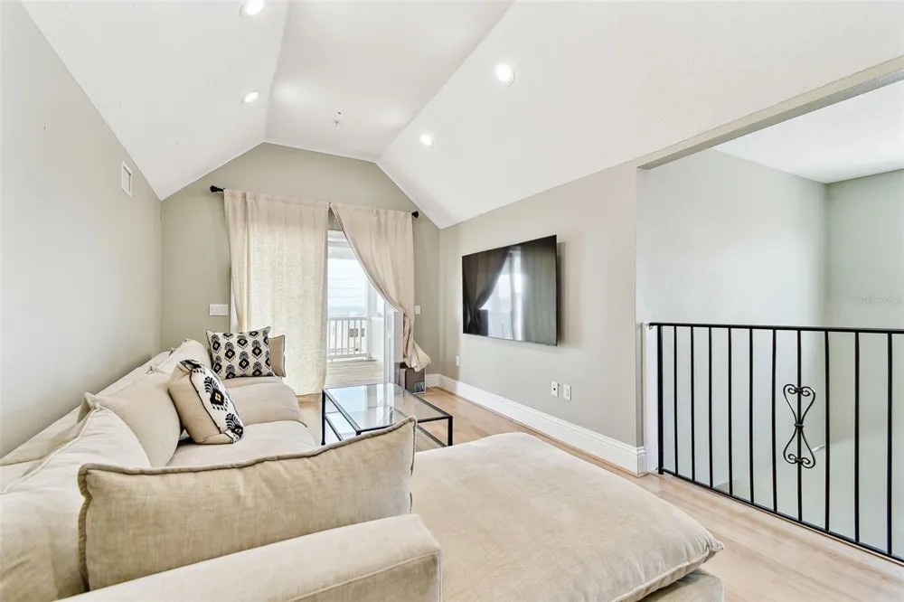 16033 GULF BOULEVARD Redington Beach, FL 33708