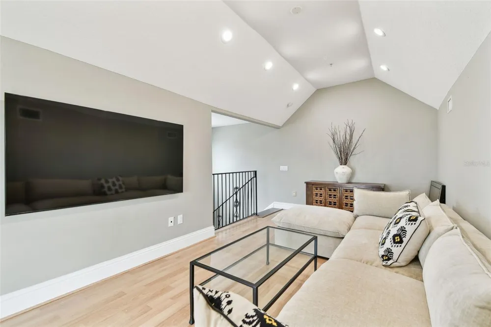 16033 GULF BOULEVARD Redington Beach, FL 33708