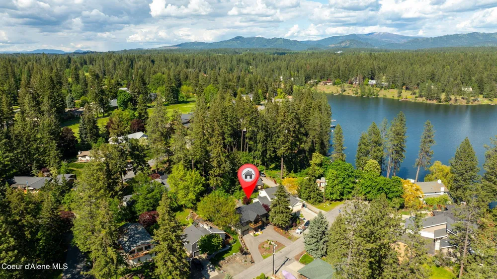 1997 E AVONDALE LANE Hayden, ID 83835