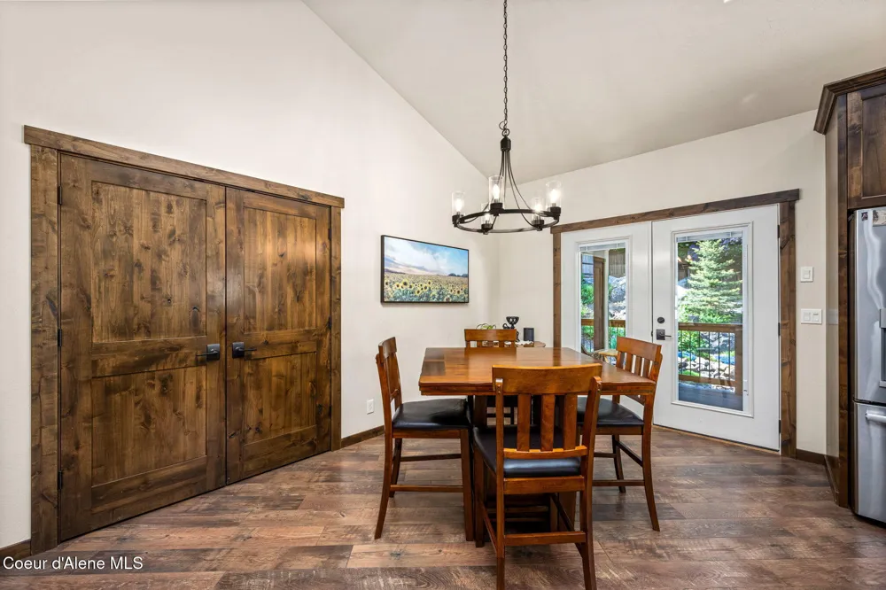 1997 E AVONDALE LANE Hayden, ID 83835