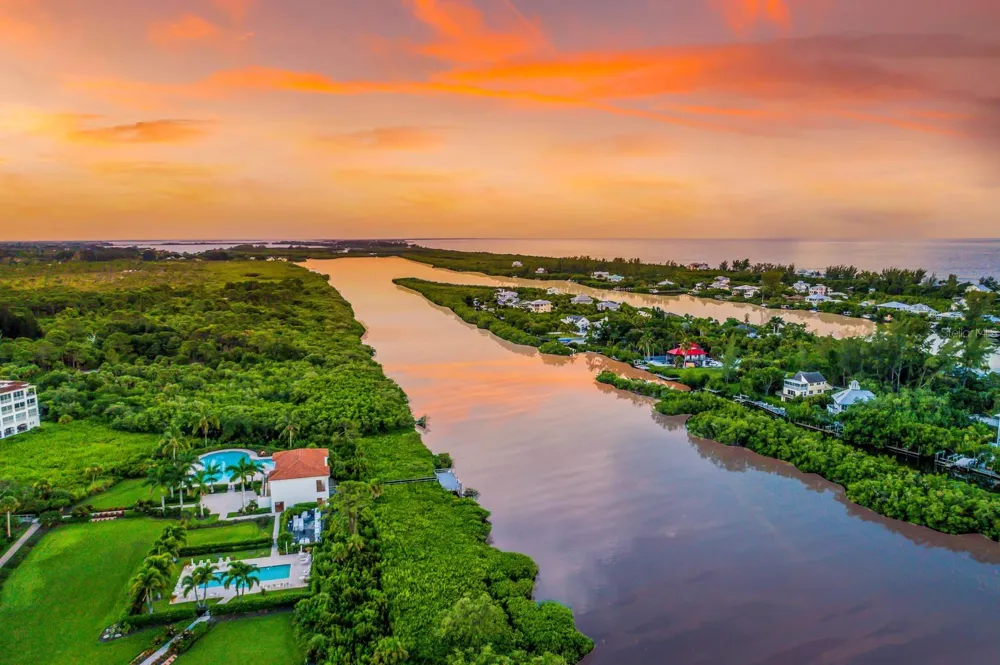 11100 HACIENDA DEL MAR BOULEVARD #G-304 Placida, FL 33946