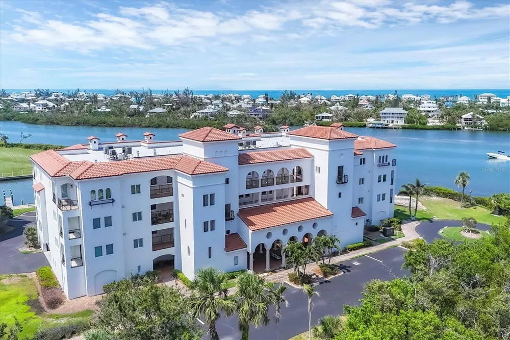11100 HACIENDA DEL MAR BOULEVARD #G-304 Placida, FL 33946