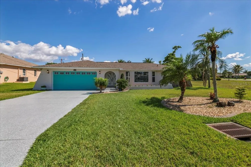 206 SE 45TH TERRACE Cape Coral, FL 33904