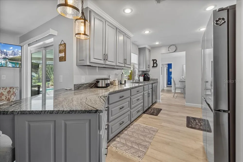 206 SE 45TH TERRACE Cape Coral, FL 33904