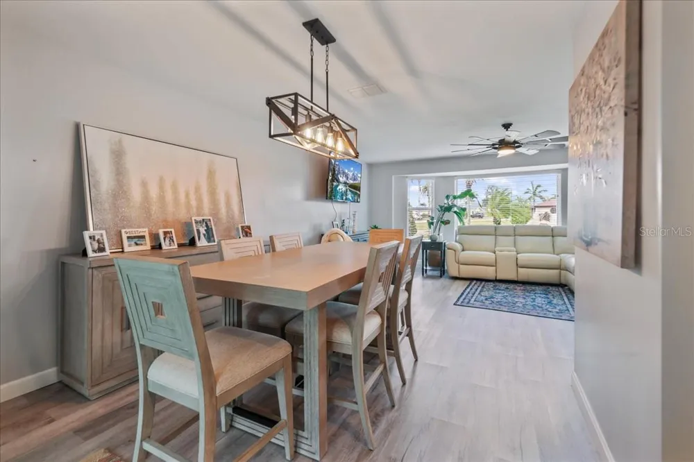 206 SE 45TH TERRACE Cape Coral, FL 33904