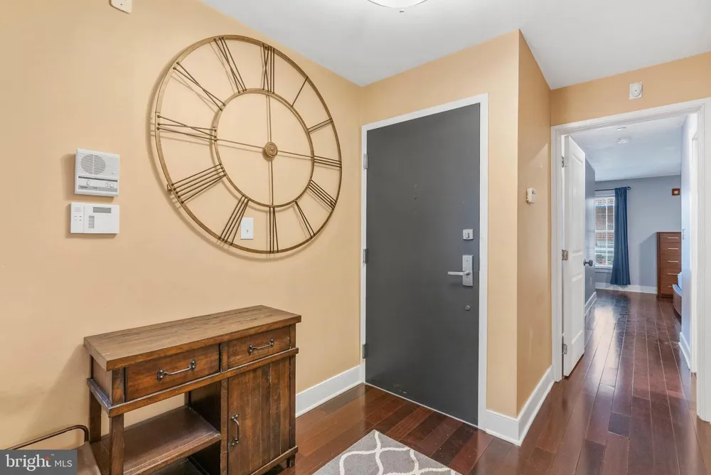 1522 RACE STREET #1 Philadelphia, PA 19102
