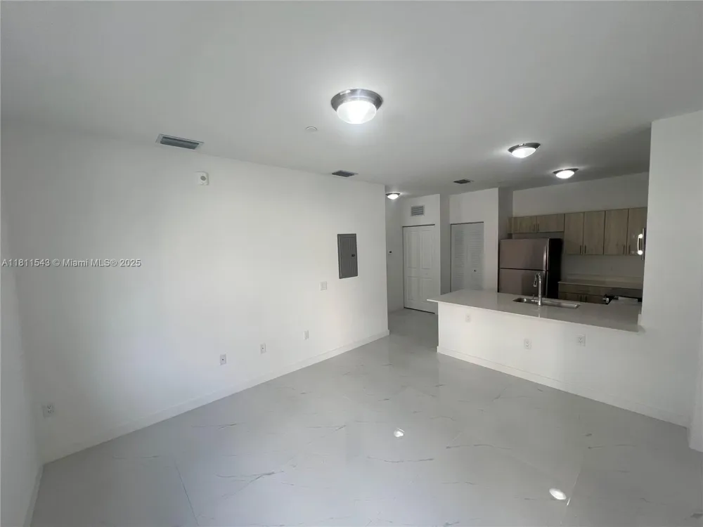 1010 SW 69th Ave #104 Miami, FL 33144