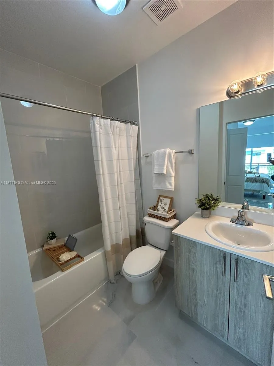1010 SW 69th Ave #104 Miami, FL 33144