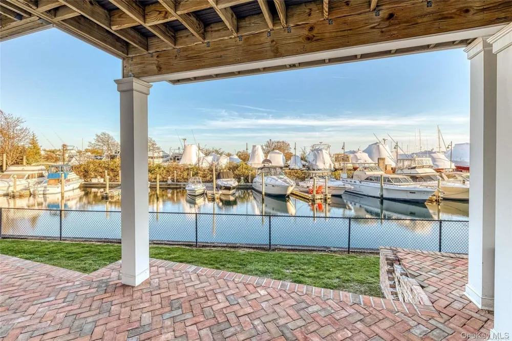 7 Ocean Watch Court Freeport, NY 11520