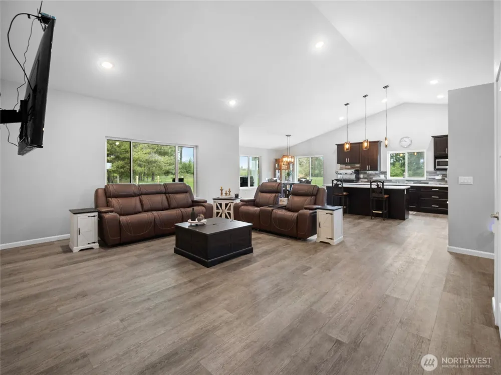 4988 Wallbridge Road Deer Park, WA 99006