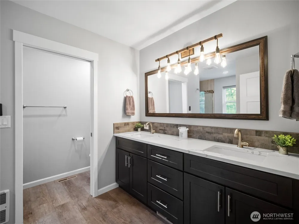 4988 Wallbridge Road Deer Park, WA 99006