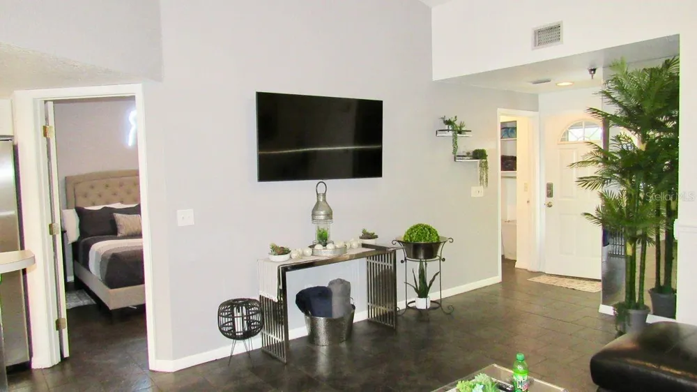 21103 PATIO VIEW COURT #3302 Lutz, FL 33558