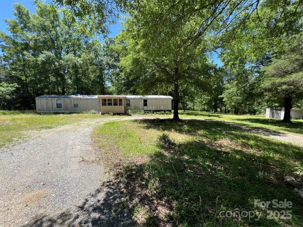 5655 Shirley Road Fort Lawn, SC 29714
