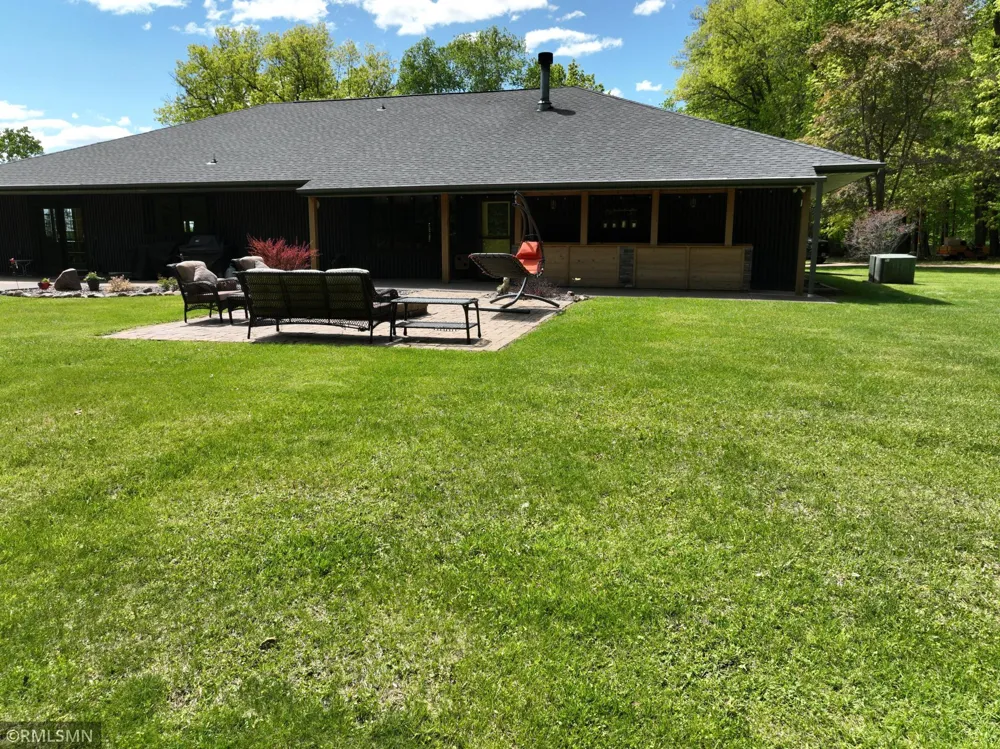 3004 370th Avenue Sandstone, MN 55072