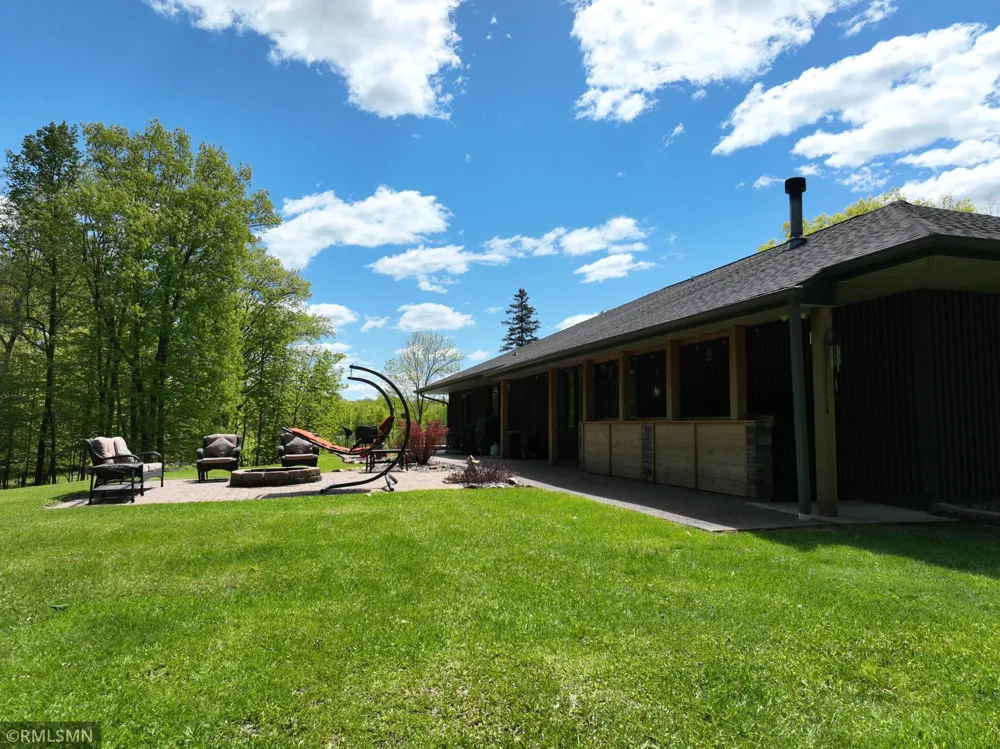 3004 370th Avenue Sandstone, MN 55072