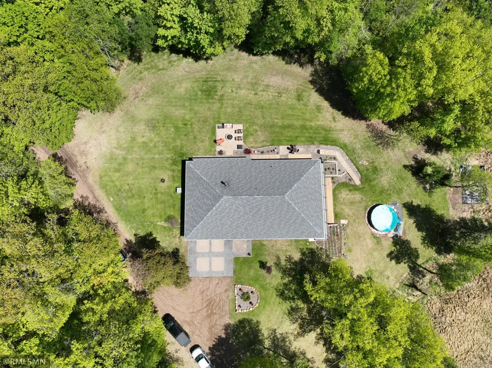 3004 370th Avenue Sandstone, MN 55072