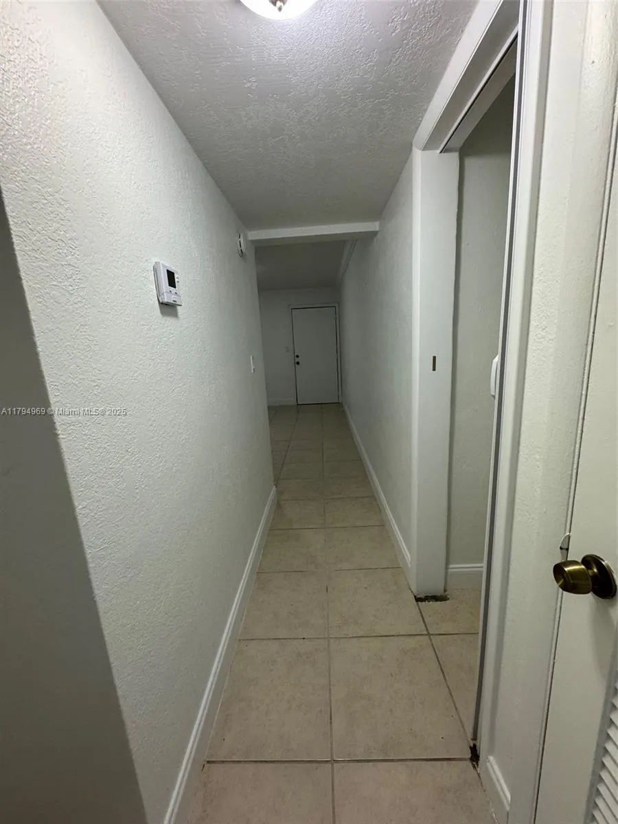 11195 SW 1st St #314 Sweetwater, FL 33174