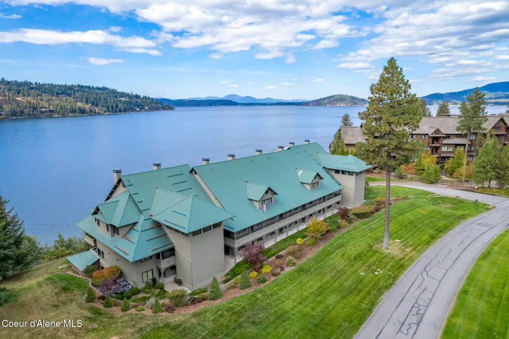 4797 S Arrow Point Drive #104 Harrison, ID 83833