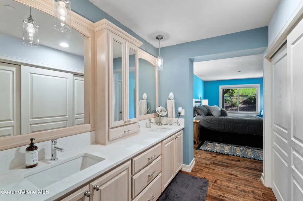 4797 S Arrow Point Drive #104 Harrison, ID 83833