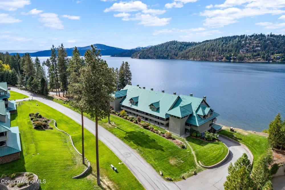 4797 S Arrow Point Drive #104 Harrison, ID 83833