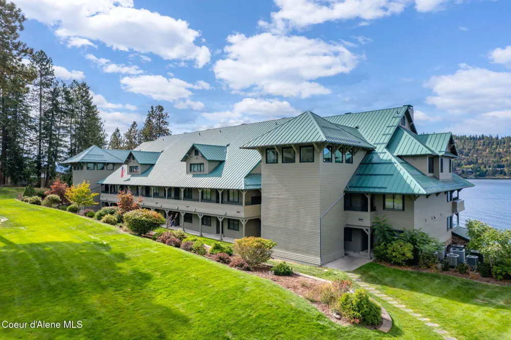 4797 S Arrow Point Drive #104 Harrison, ID 83833