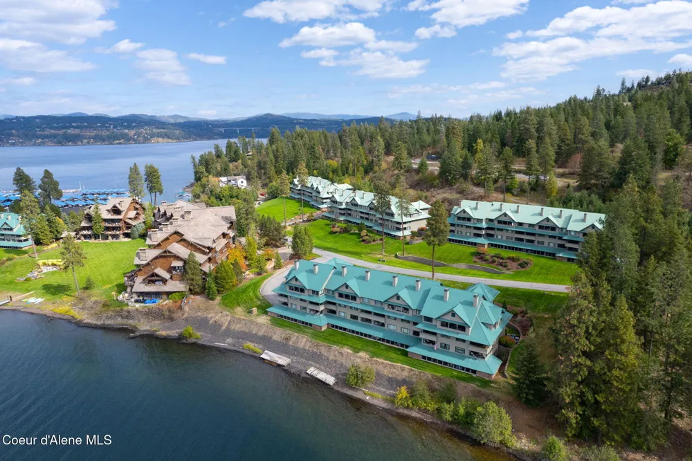 4797 S Arrow Point Drive #104 Harrison, ID 83833