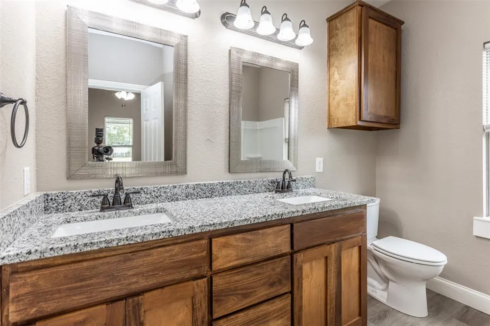 322 E Division Street Muenster, TX 76252